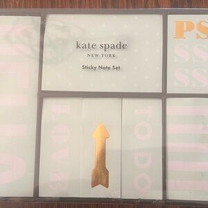 Kate Spade Sticky Note set “This Just In”